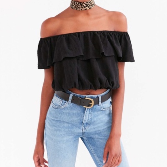Kimchi Blue Tops - NWOT Urban Outfitters Kimchi Blue Crop Top